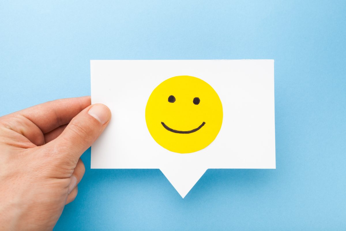 happy-face-smiling-comment-speech-bubble-1200x800.jpg